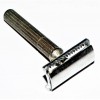 METAL SHAVING RAZOR