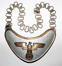 GORGERA SA FELDHERRNHALLE