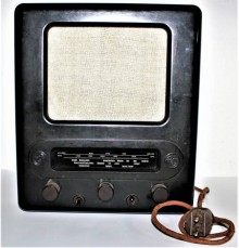 RADIO IN BAKELITE VE301