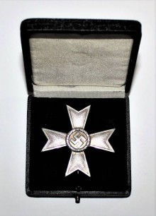 CROCE MERITI DI GUERRA DI 1�CLASSE IN SCATOLA