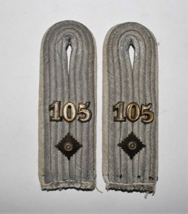 SHOULDERBOARD OFFICER�S WH