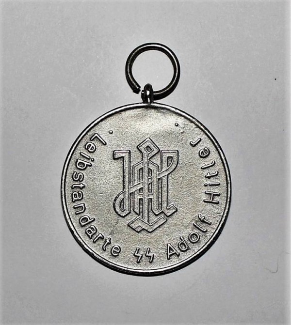 REGGIMENT L.A.H. BADGE