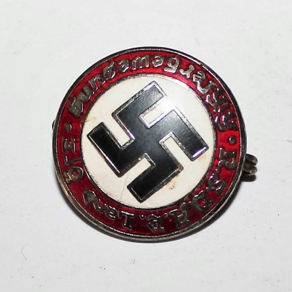 DISTINTIVO POLITICO N.S.D.A.P.