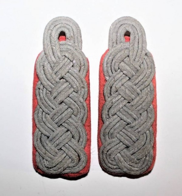 SHOULDERBOARD OFFICER�S PANZER-WH