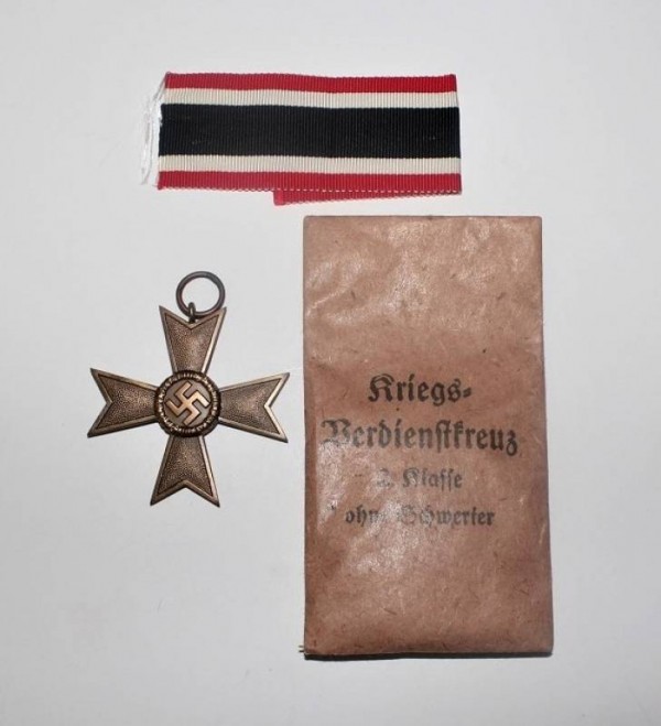 MEDAL WAR MERIT CROSS 2�CL