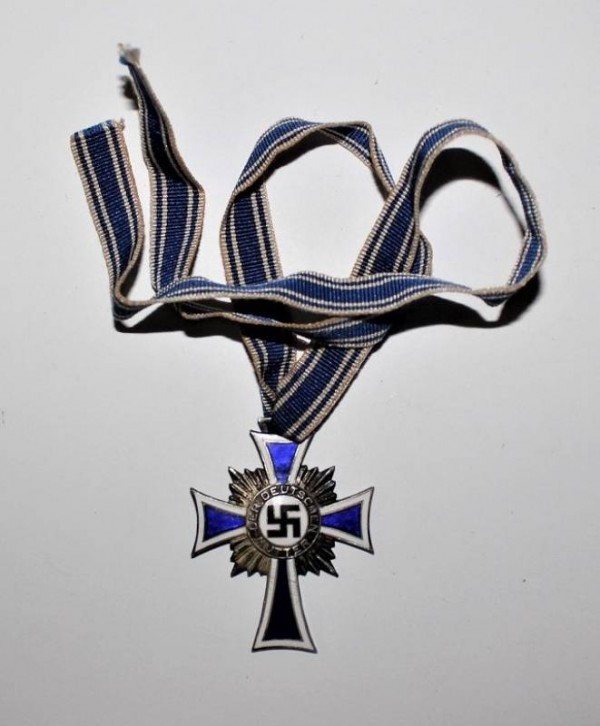 MUTTERKREUZ IN SILVER CLASS 