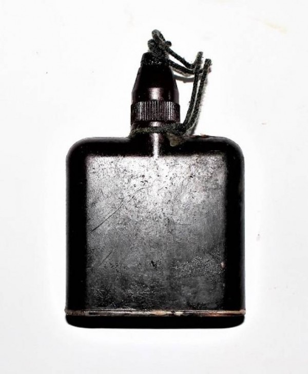 ANTICONTAMINANT LIQUID IN BAKELITE