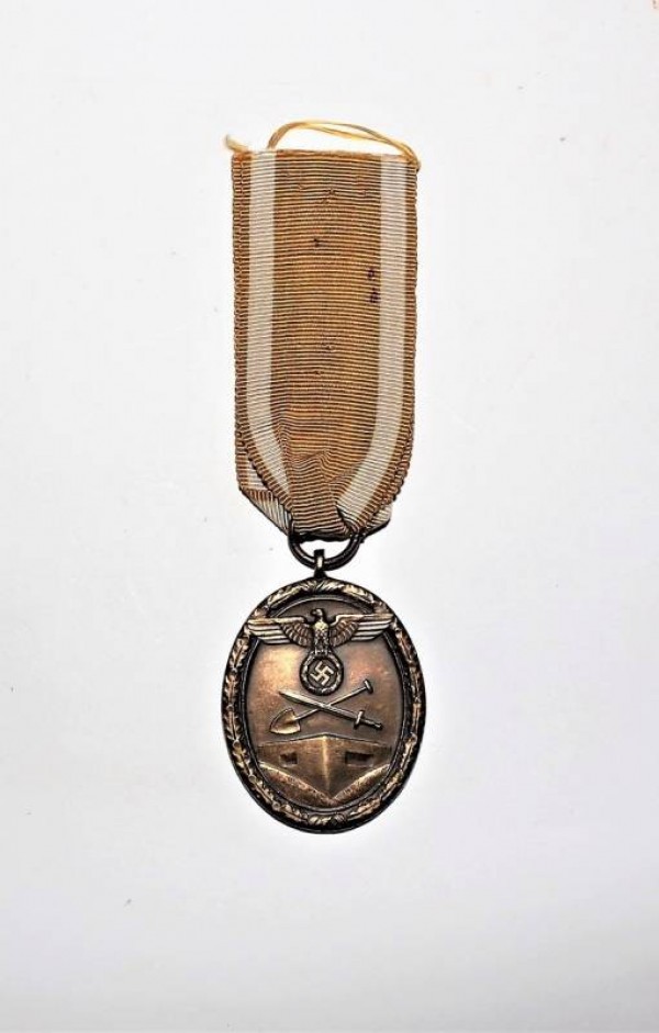 GERMAN DEFENCE MEDAL 