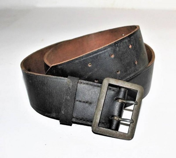 OFFICER�S BELT AND BUCKLE W.SS-LW-WH