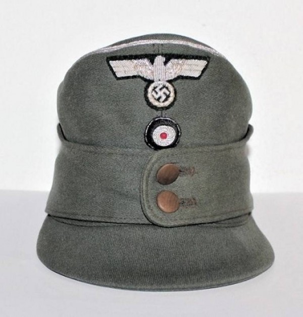 OFFICER�S BERGMUTZE G. J. CAP WEHRMACHT