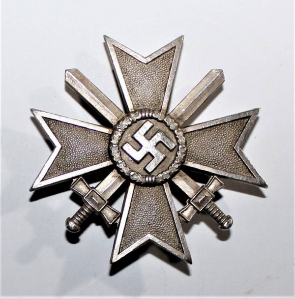 CROCE MERITI DI GUERRA CON SPADE