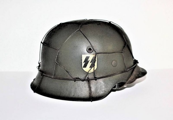 M42 HELMET SS WITH CHICKEN WIRE