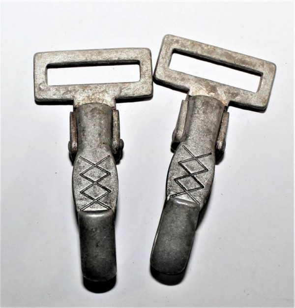 SET OF 2 HOOKS FOR SUSPENSION