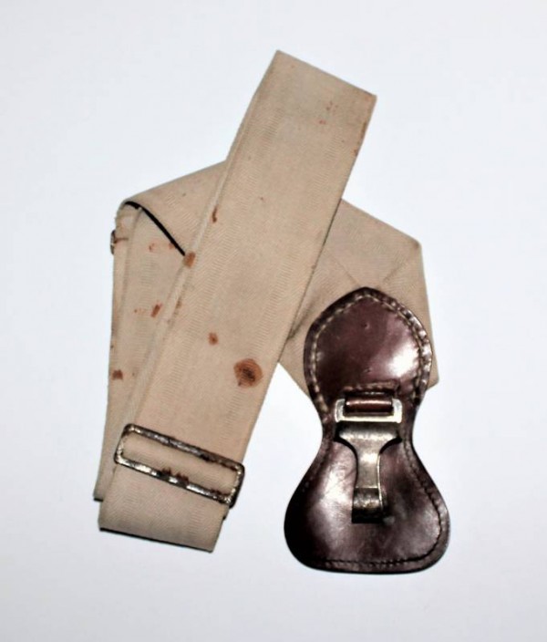 SUSPENSION SHOULDER STRAP FOR DAGGER OR SWORD
