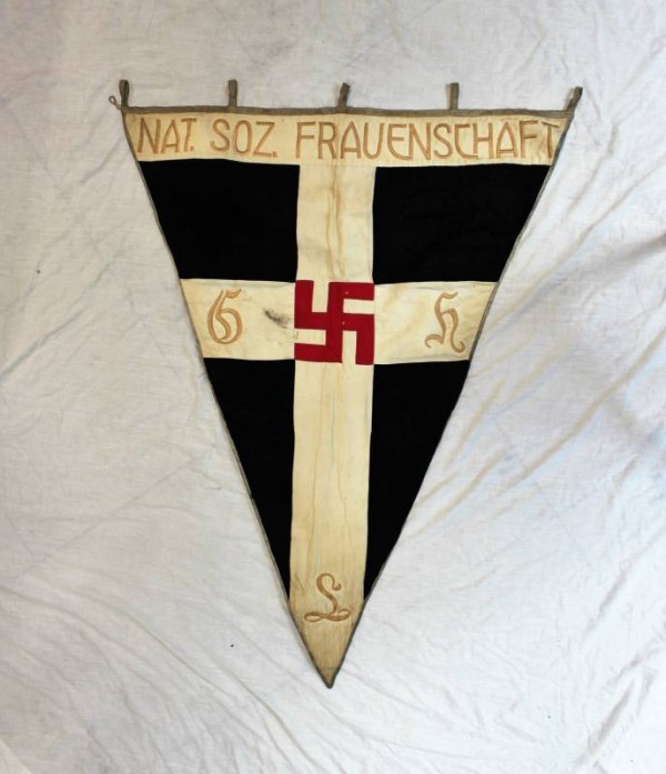 BANDIERA NAZIONALE SOCIALISMO FEMMINILE BDM