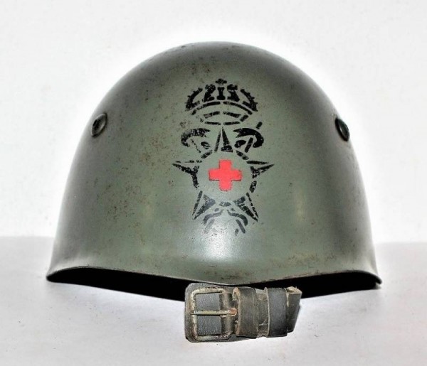 HELMET M33 R.E. RED CROSS