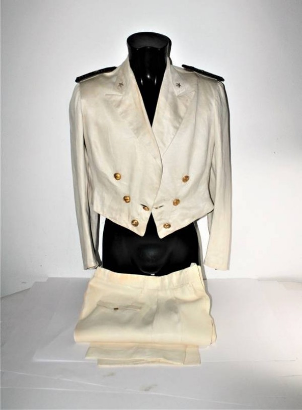 ITALIAN AIR FORCE OFFICER WHITE CERIMONIAL UNIFORM