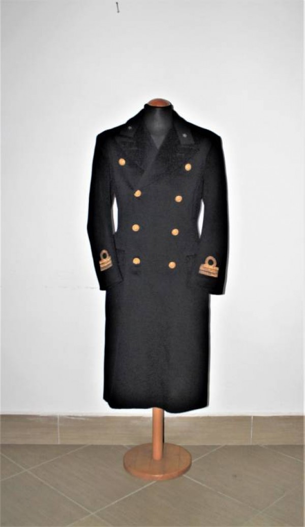 WWII ITALIAN NAVAL OFFICER�S OVERCOAT 
