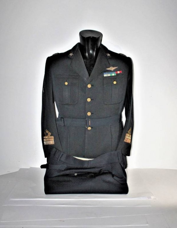 WWII AIR FORCE ITALIAN OFFICER�S UNIFORM JACKET AND TROUSERS