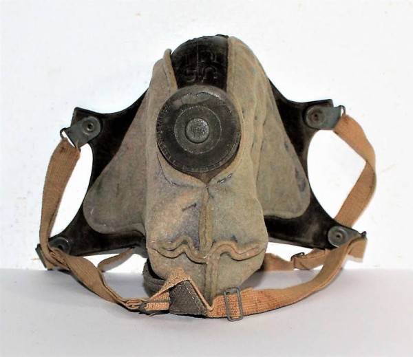 US ARMY WWII M1 RESPIRATOR DUST MASK