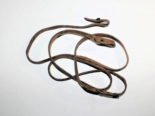 TRACOLLA IN PELLE PER BINOCOLO 